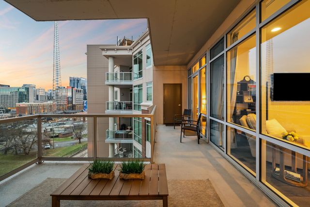 20 Rutledge St Apt 606, Nashville, TN 37210