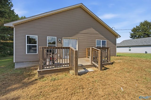 20126 County Road 460, Trinity, AL 35673