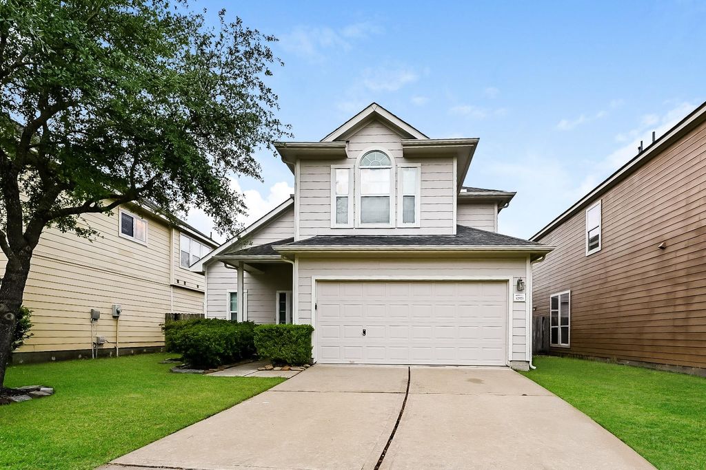 12923 Palm Leaf Court, Houston, TX 77044