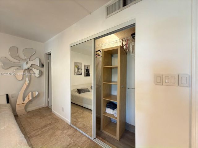 1001 Three Islands Blvd 3331, Hallandale Beach, FL 33009