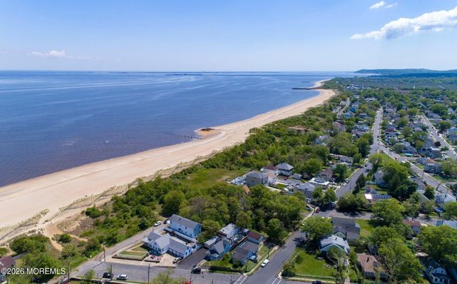 41 Atlantic Avenue, Keansburg, NJ 07734