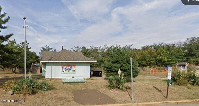 41 Atlantic Avenue, Keansburg, NJ 07734