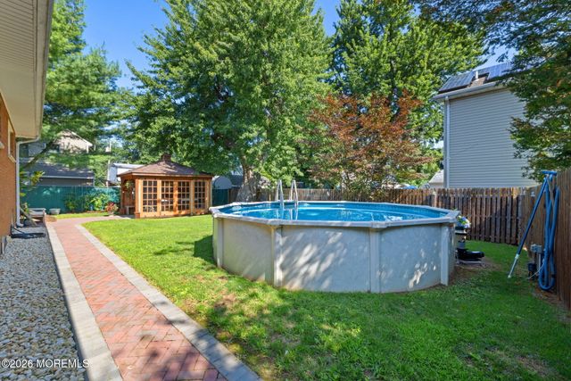 41 Atlantic Avenue, Keansburg, NJ 07734