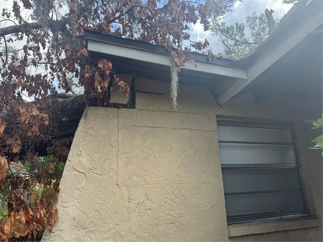 801 N KINGSWAY ROAD, Seffner, FL 33584