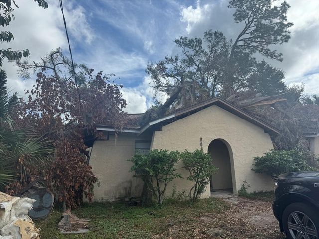 801 N KINGSWAY ROAD, Seffner, FL 33584