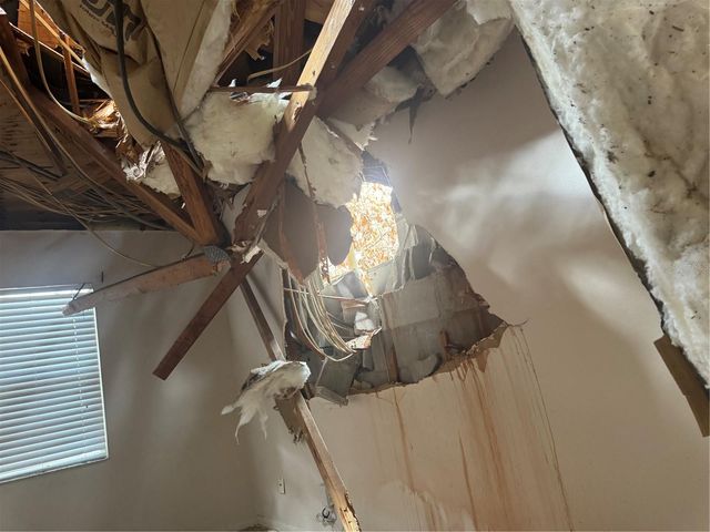 801 N KINGSWAY ROAD, Seffner, FL 33584