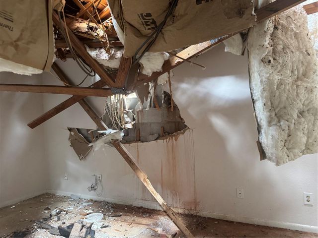 801 N KINGSWAY ROAD, Seffner, FL 33584