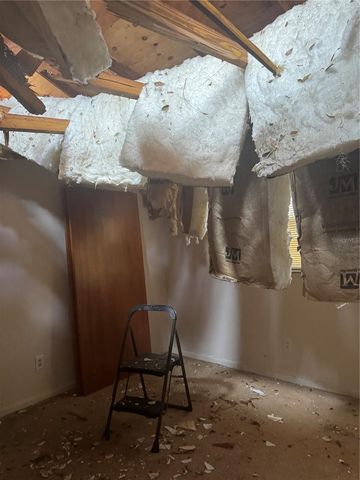 801 N KINGSWAY ROAD, Seffner, FL 33584