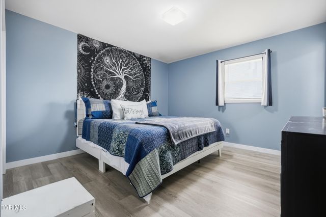 1325 Boones Creek Road, Jonesborough, TN 37659