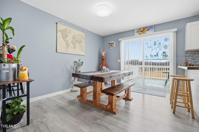 1325 Boones Creek Road, Jonesborough, TN 37659