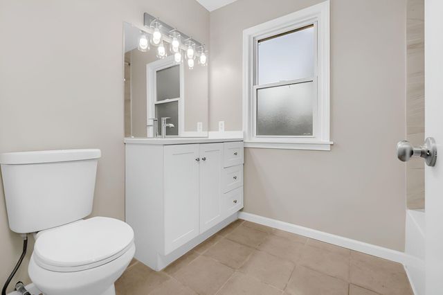 1925 Walsh Lane, Mendota Heights, MN 55118