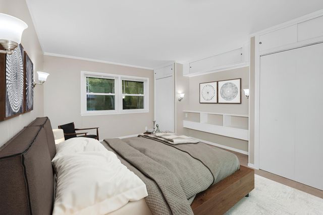 1925 Walsh Lane, Mendota Heights, MN 55118