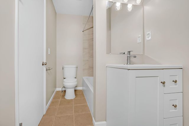 1925 Walsh Lane, Mendota Heights, MN 55118