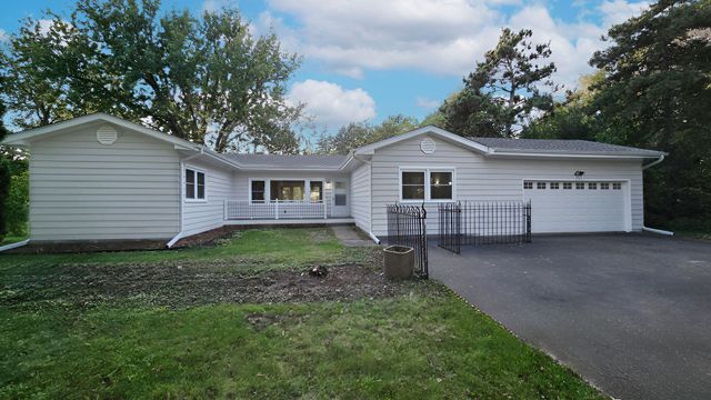 1925 Walsh Lane, Mendota Heights, MN 55118
