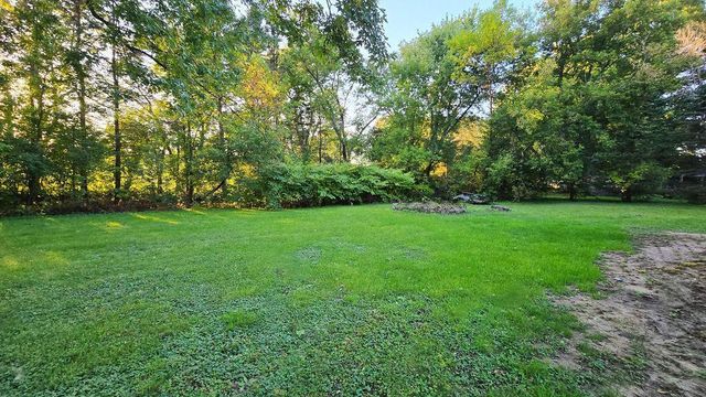 1925 Walsh Lane, Mendota Heights, MN 55118