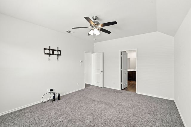1100 Canterbury Lane, Ennis, TX 75119