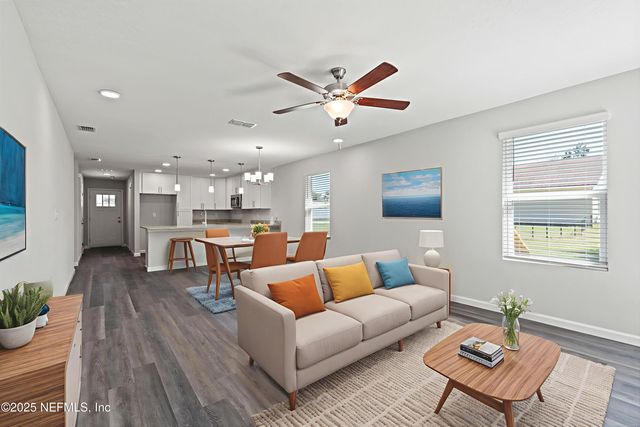 8432 HEWITT Street, Jacksonville, FL 32244