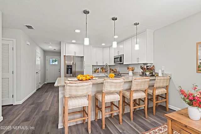 8432 HEWITT Street, Jacksonville, FL 32244