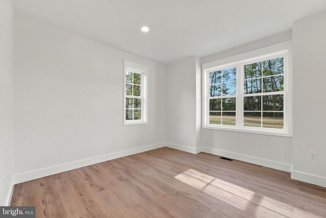 9389 OLD TURNPIKE RD, Culpeper, VA 22701