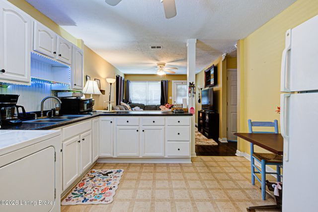 1425 Haskin Ave, Louisville, KY 40215