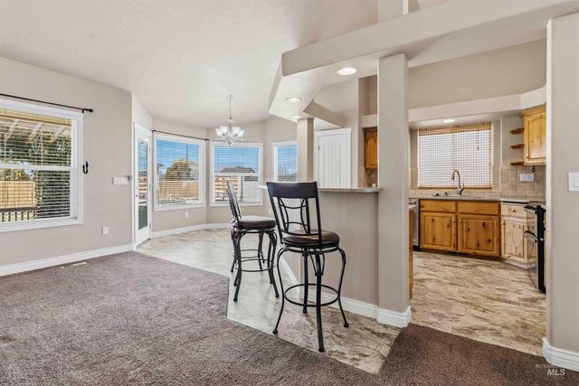 11439 W Mission Pointe Dr, Nampa, ID 83651