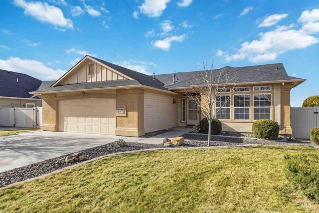 11439 W Mission Pointe Dr, Nampa, ID 83651