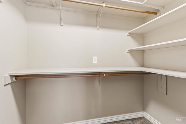 11439 W Mission Pointe Dr, Nampa, ID 83651