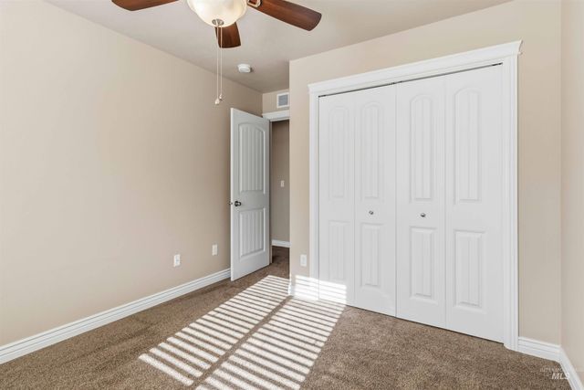 11439 W Mission Pointe Dr, Nampa, ID 83651