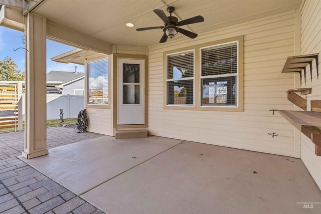 11439 W Mission Pointe Dr, Nampa, ID 83651