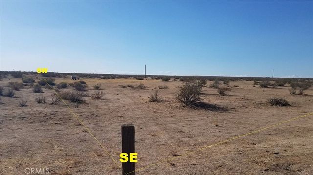 20100 E Avenue H-4, Lancaster, CA 93535