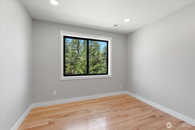 4322 60th Street E, Tacoma, WA 98443
