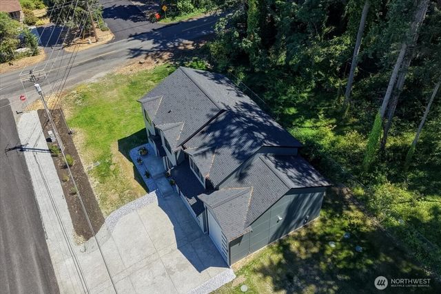 4322 60th Street E, Tacoma, WA 98443