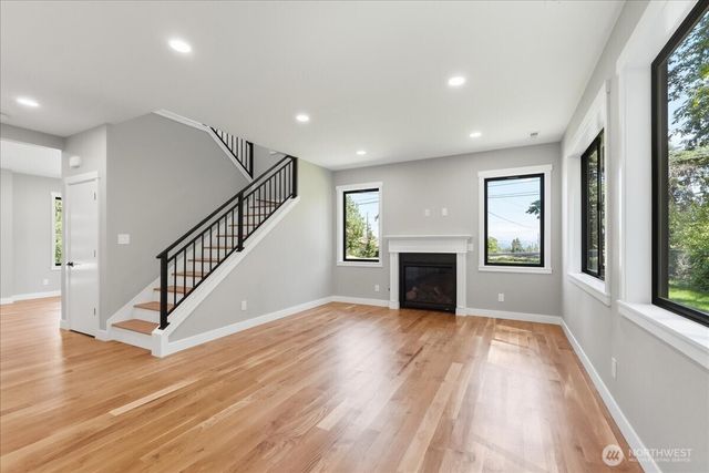 4322 60th Street E, Tacoma, WA 98443