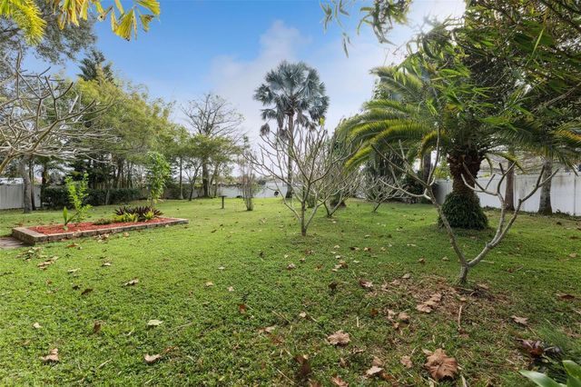 655 EAGLE POINTE S, Kissimmee, FL 34746