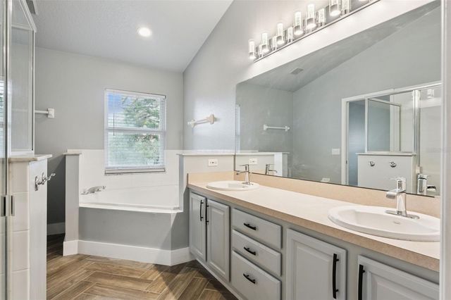 655 EAGLE POINTE S, Kissimmee, FL 34746