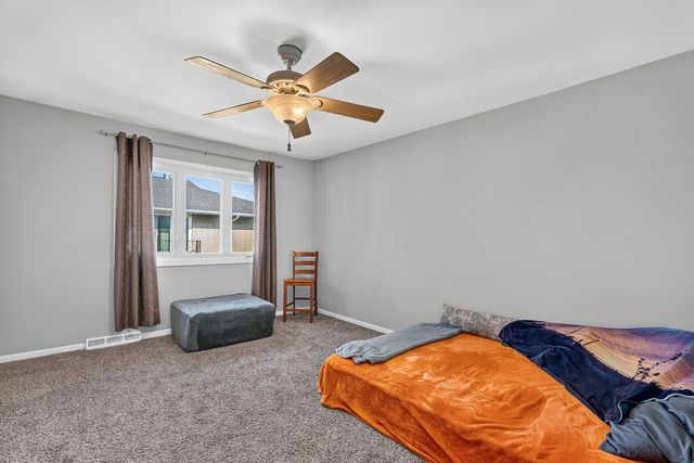 613 E 3rd Street 3, Lockport, IL 60441