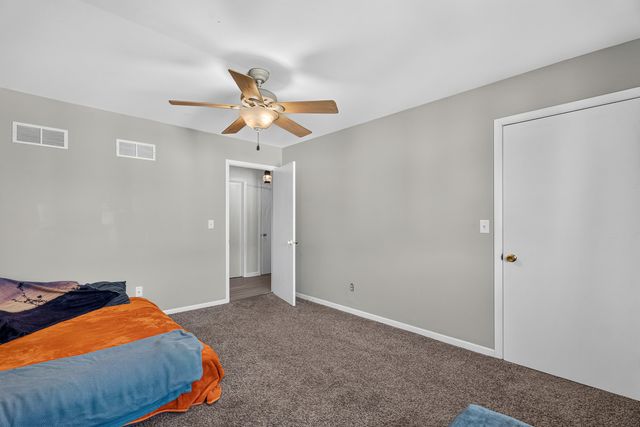 613 E 3rd Street 3, Lockport, IL 60441