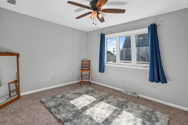 613 E 3rd Street 3, Lockport, IL 60441