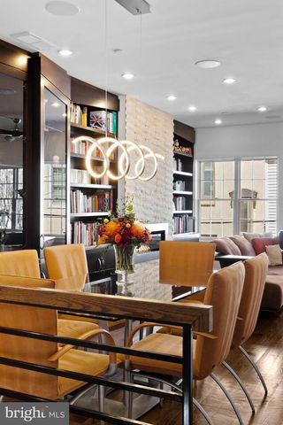 1815 LOMBARD ST, Philadelphia, PA 19146