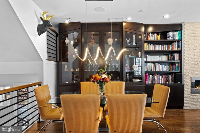 1815 LOMBARD ST, Philadelphia, PA 19146