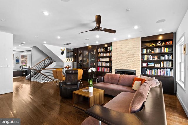 1815 LOMBARD ST, Philadelphia, PA 19146