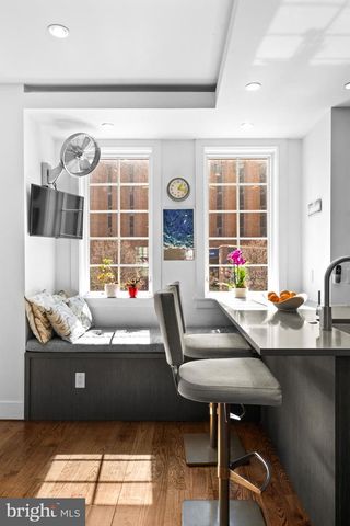 1815 LOMBARD ST, Philadelphia, PA 19146