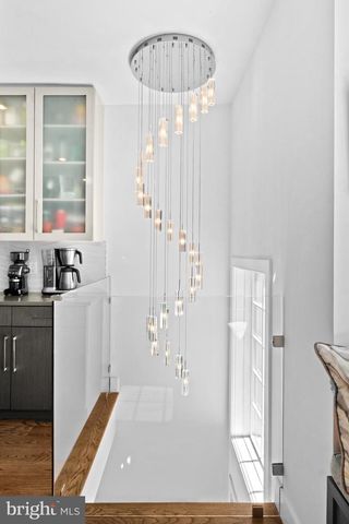 1815 LOMBARD ST, Philadelphia, PA 19146