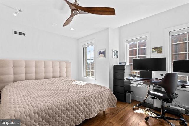 1815 LOMBARD ST, Philadelphia, PA 19146