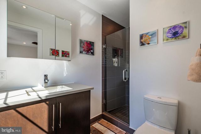 1815 LOMBARD ST, Philadelphia, PA 19146