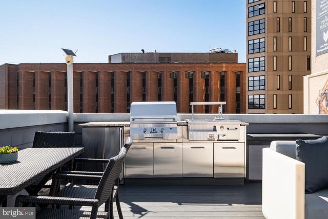 1815 LOMBARD ST, Philadelphia, PA 19146