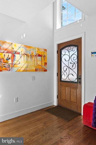 1815 LOMBARD ST, Philadelphia, PA 19146