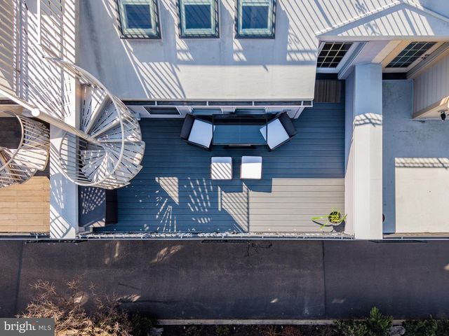 1815 LOMBARD ST, Philadelphia, PA 19146