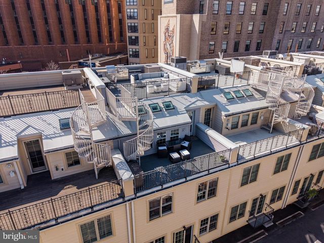 1815 LOMBARD ST, Philadelphia, PA 19146