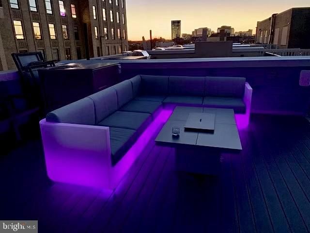 1815 LOMBARD ST, Philadelphia, PA 19146